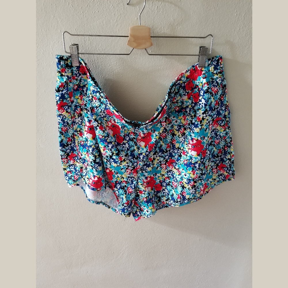 Old Navy floral boardshort